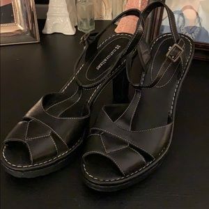 Black Naturalizer Heels, Size 8.5